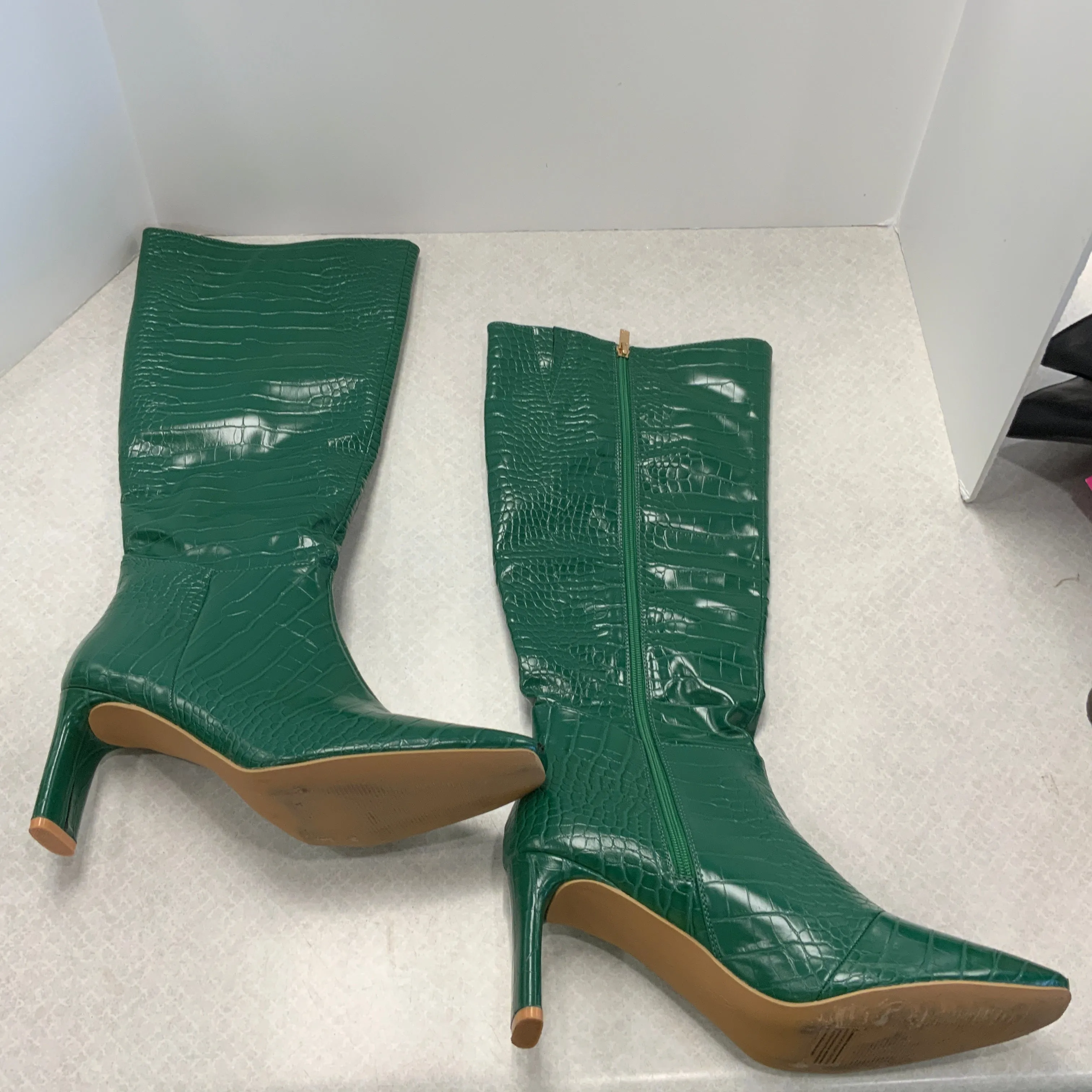 Boots Knee Heels By New York And Co In Green, Size: 11