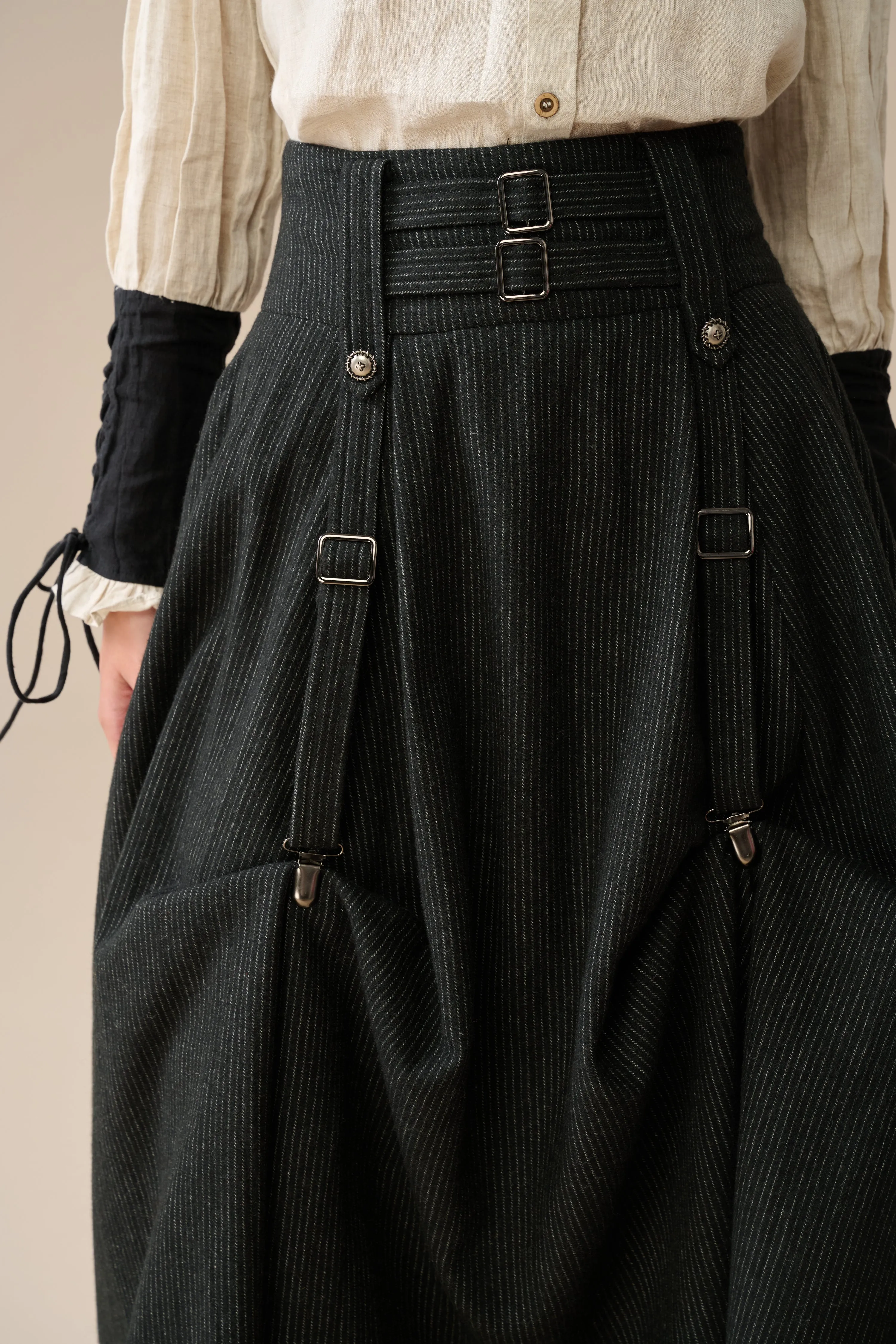 Cynthia | Size 16 Adjustable Wool Skirt