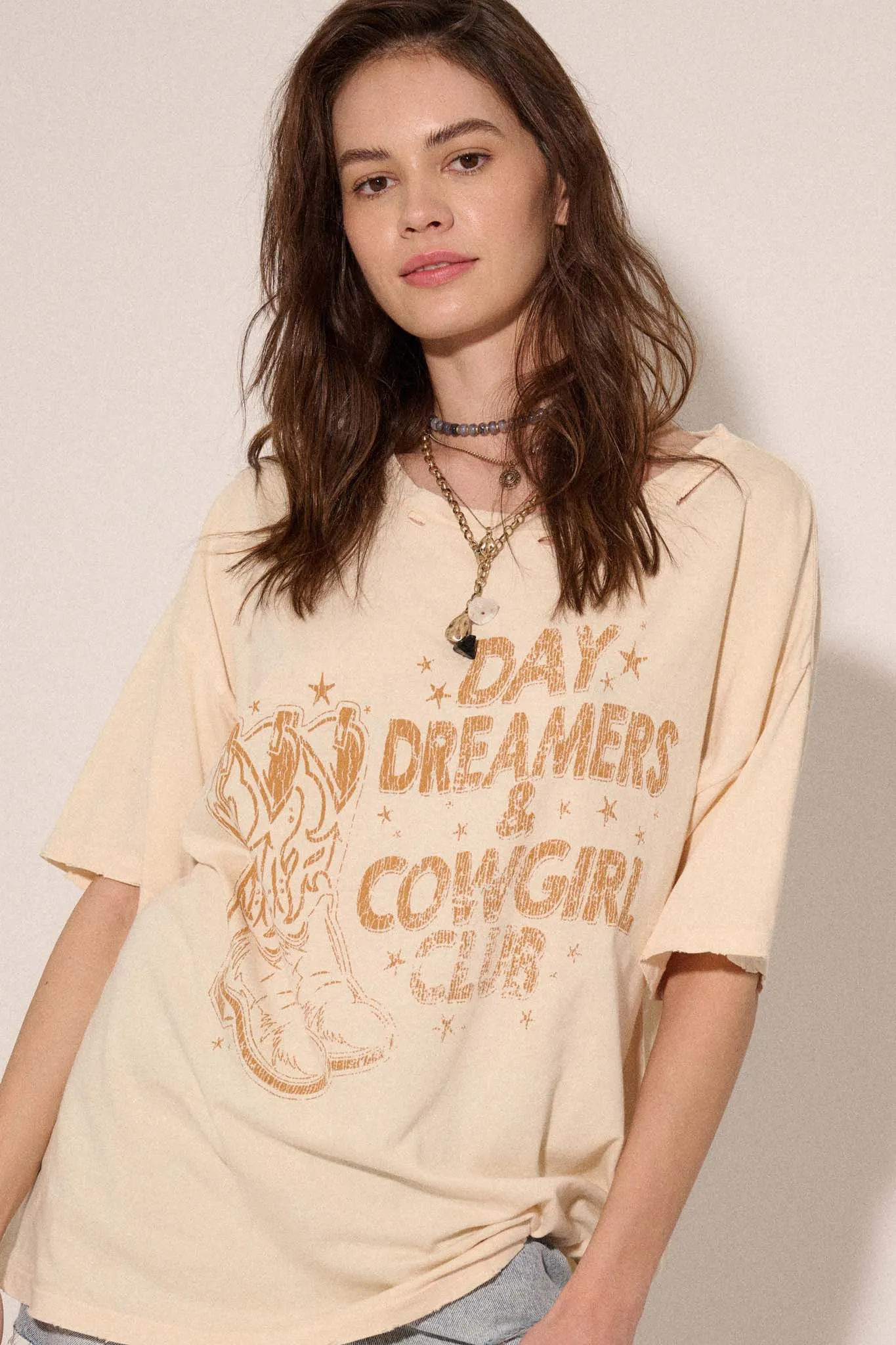 Day Dreamers & Cowgirl Club Distressed Graphic Tee