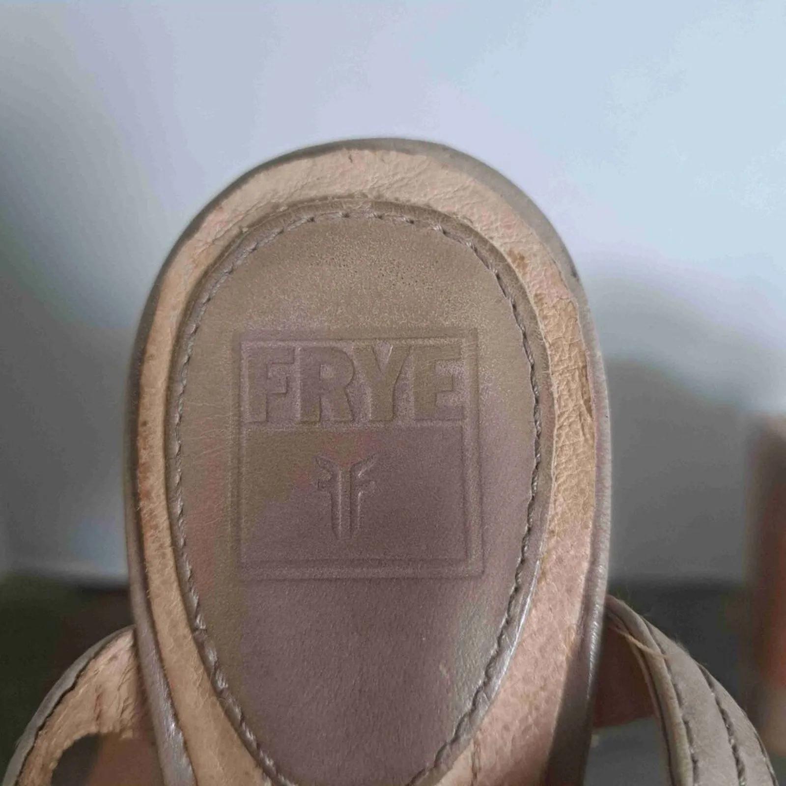 FRYE Corrina Stitch Beige Strappy Buckle Closure Open Toe Wedge Sandals