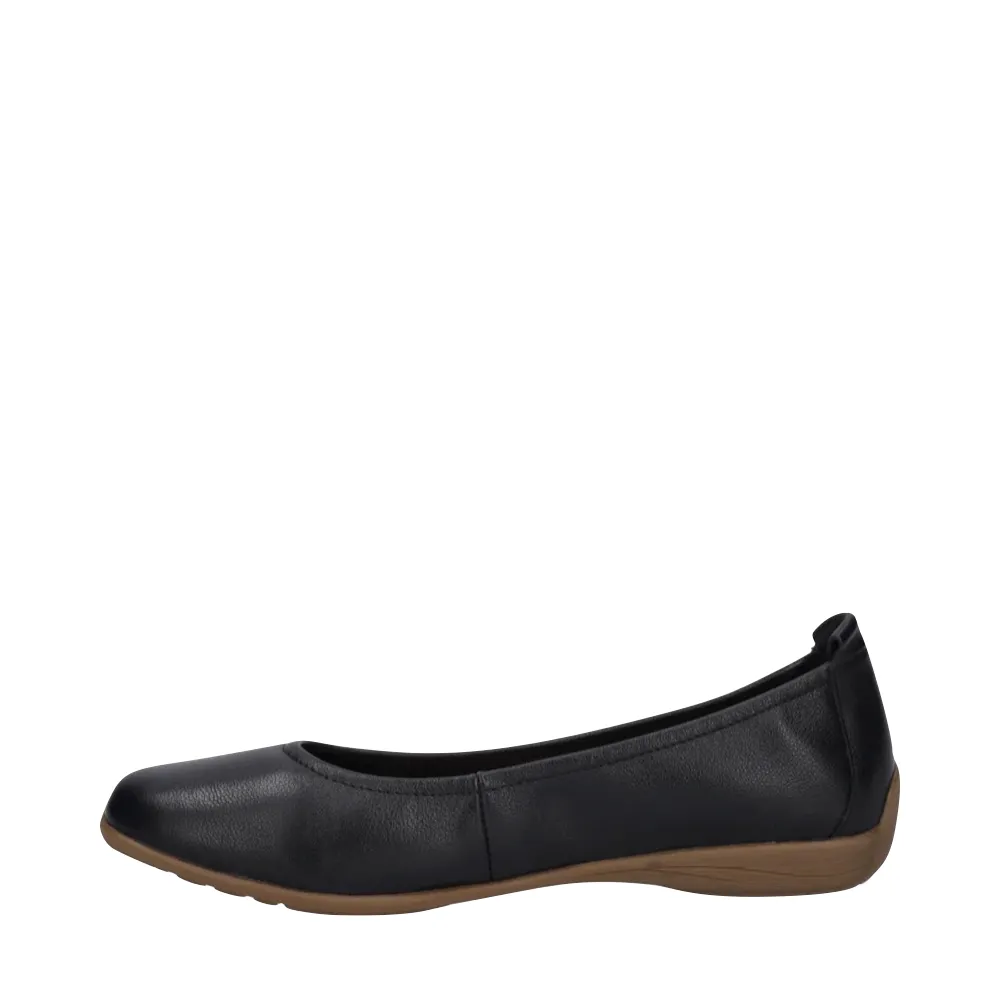 Josef Seibel Women's Fenja 01 Leather Flat in Black