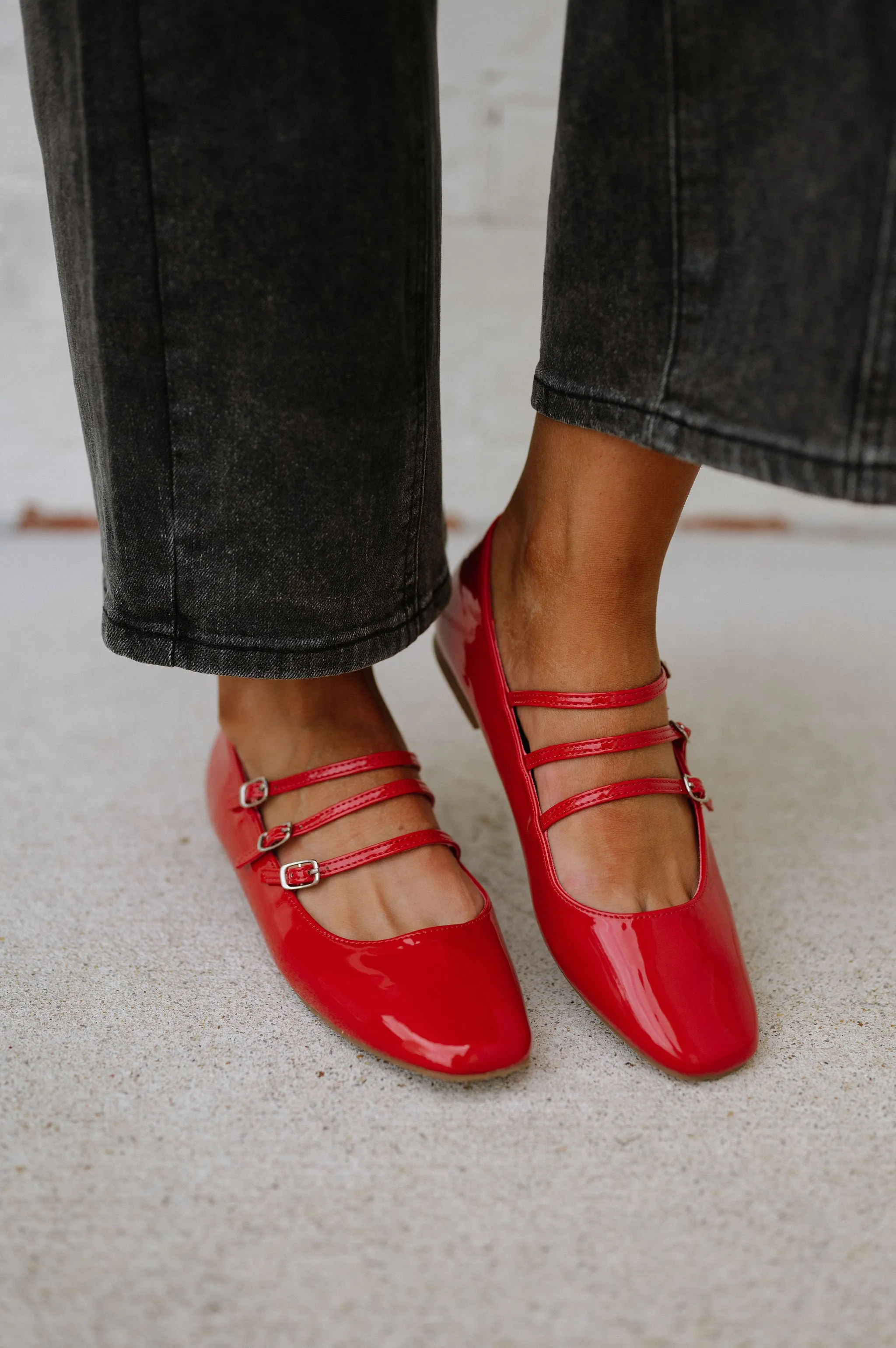 Layne Flats-Red