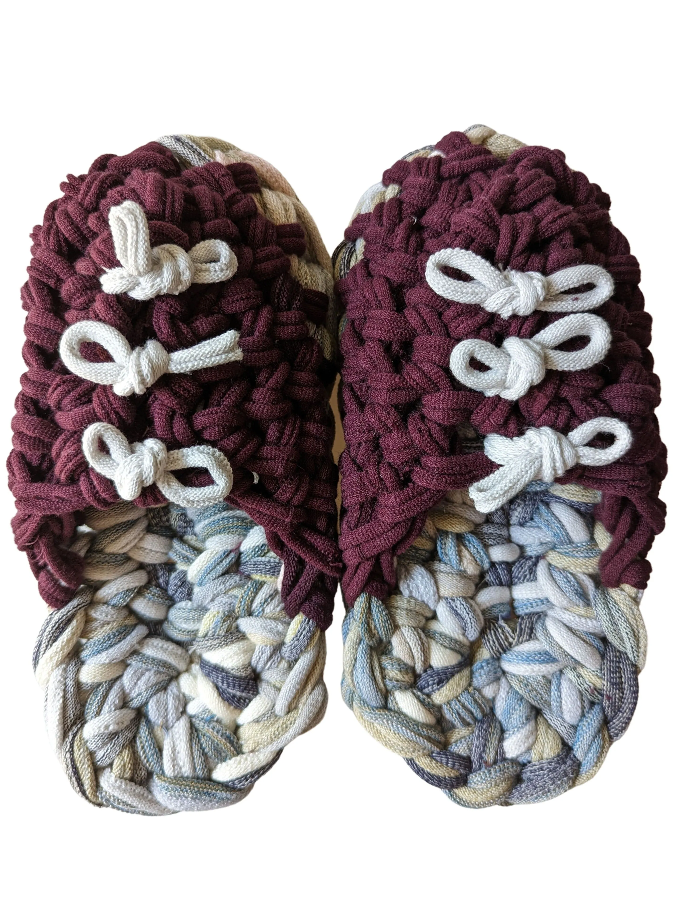 Medium | Knit up-cycle slippers 2023-M03 [Medium]