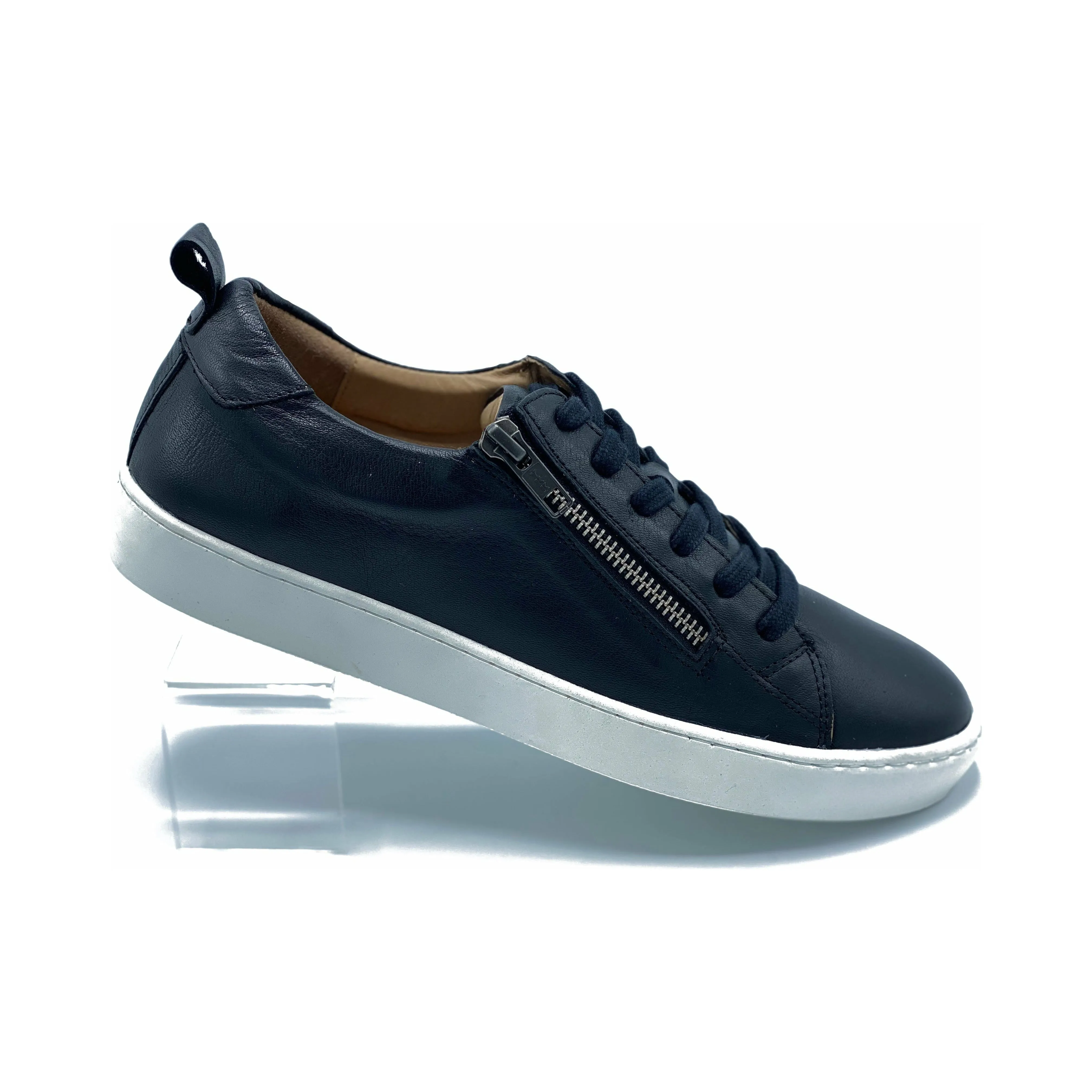 Sole Terra Cypress Sneaker