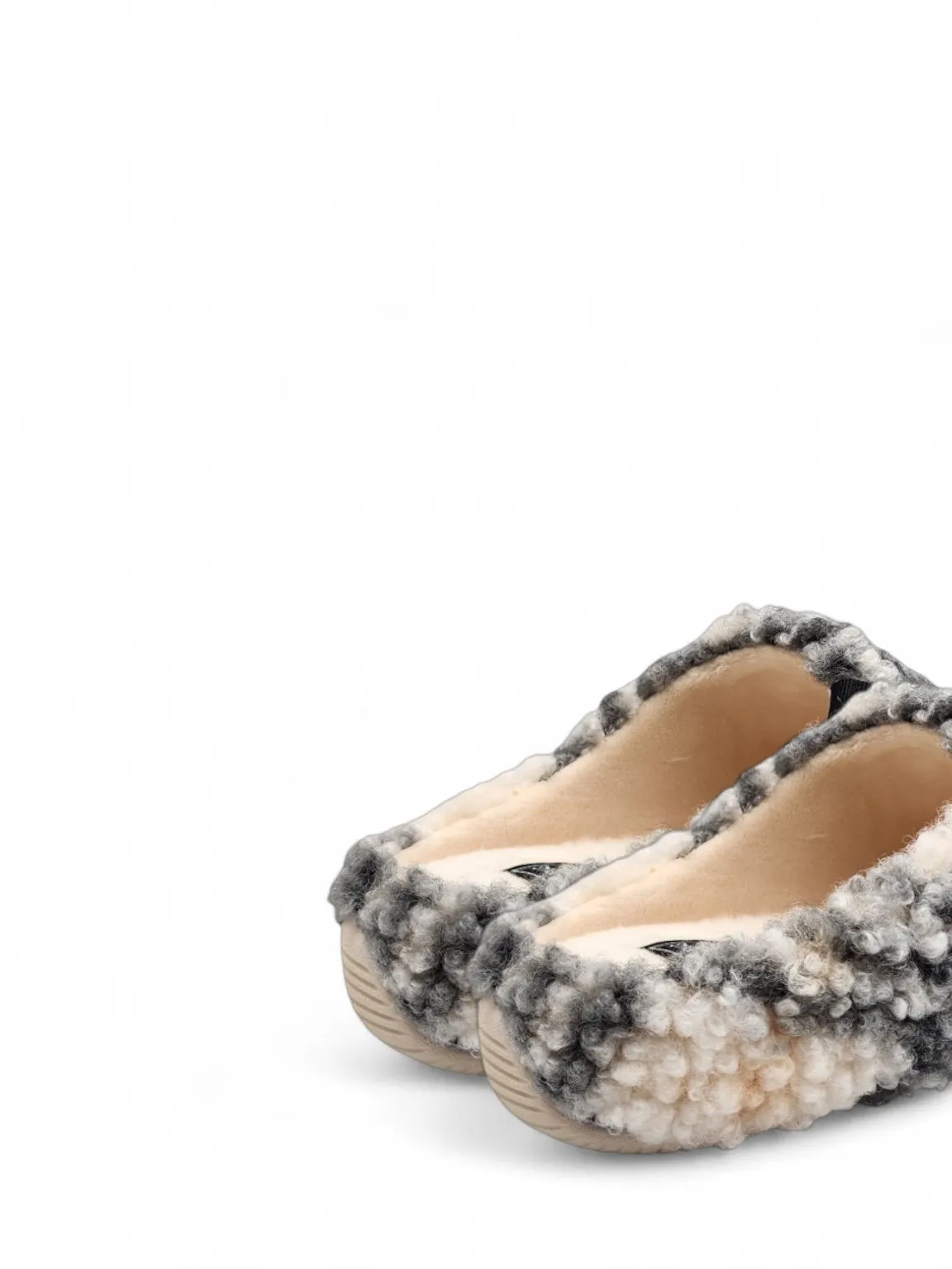 Verbenas Cozy Home Slippers